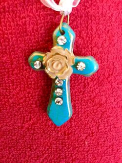 Bead Landing / Cross necklace