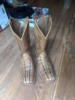 Cody James  Caiman Cowboy boots