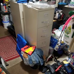 2 Filling Cabinets Great Condition Used Don't Need 