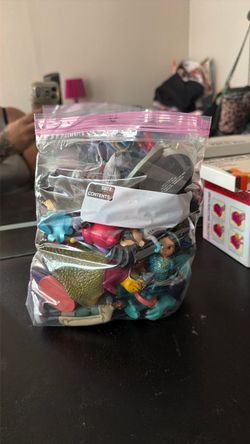 Disney figures
