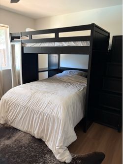 Pottery Barn bunk bed- Black
