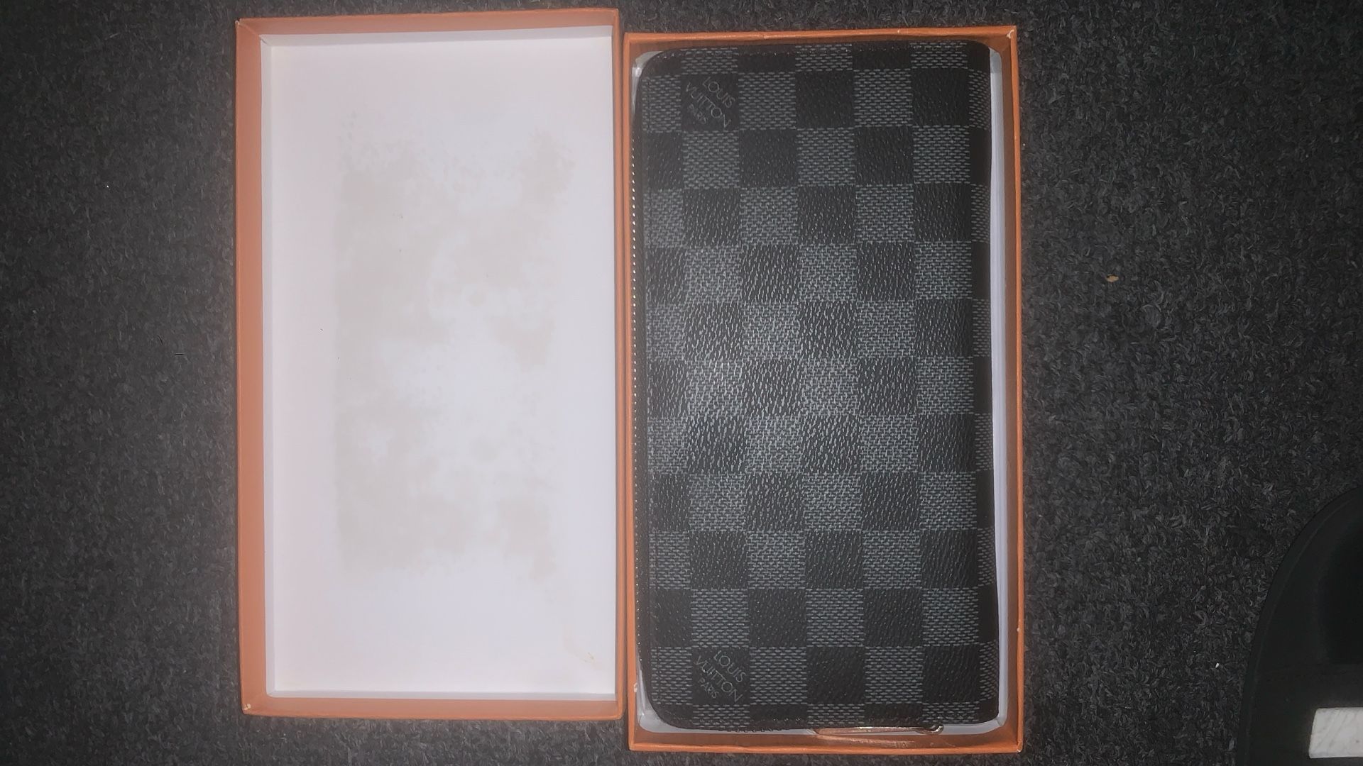 Louis Vuitton small hand wallet (women’s)