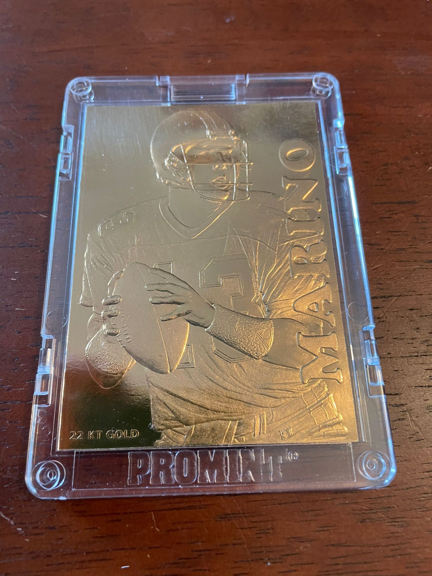 1995 Dan Marino 22 karat gold card