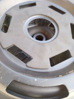 JBL BASSPRO HUB