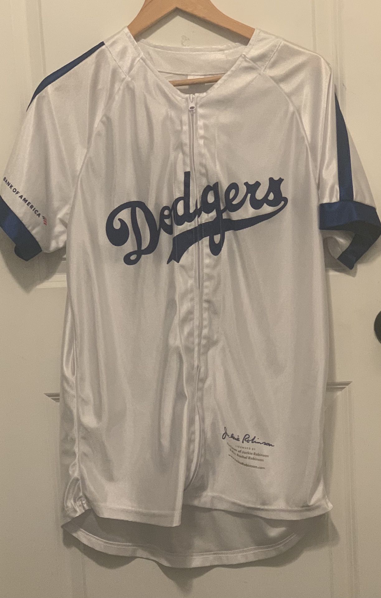 Los Angeles Dodgers  Jackie Robinson Giveaway Promo Jersey Size Medium Gently Used 