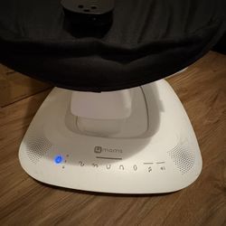 Baby Swing 4Moms Brand 