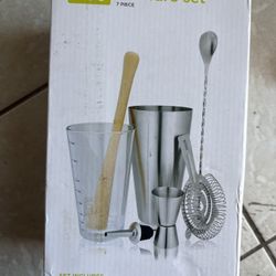 True 7 Piece Bar Tool Set  