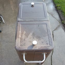 Rolling Ice Chest