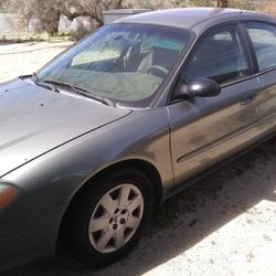 2002 Ford Taurus