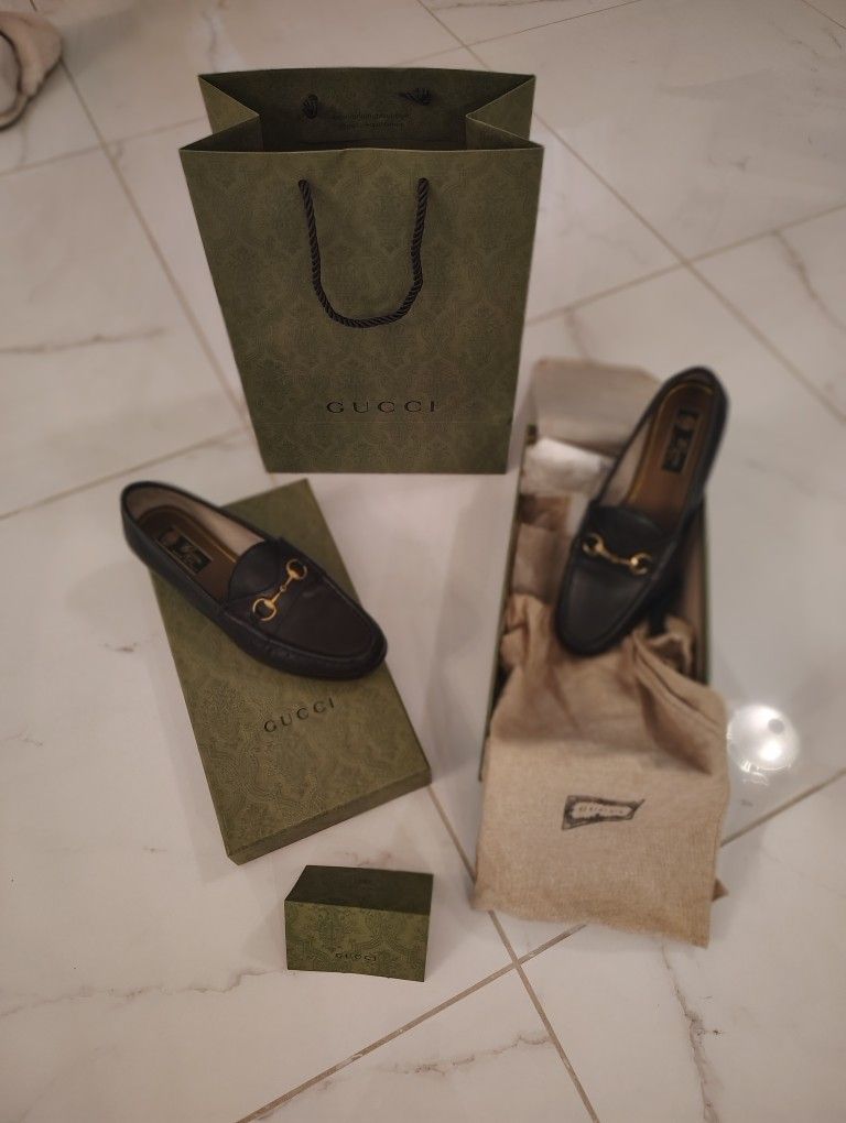 Gucci Horsebit Loafers 9.5