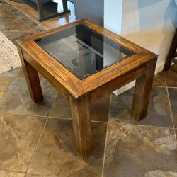 2 End Tables