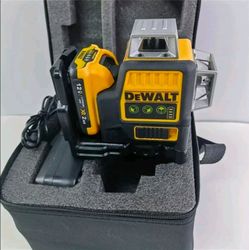 DEWALT DW089LG GREEN BEAM LASER LEVEL KIT