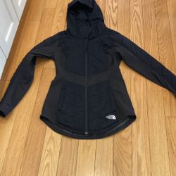 THE NORTH FACE WOMENS s SMALL