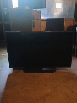 Tv 40" no remote. Smart TV
