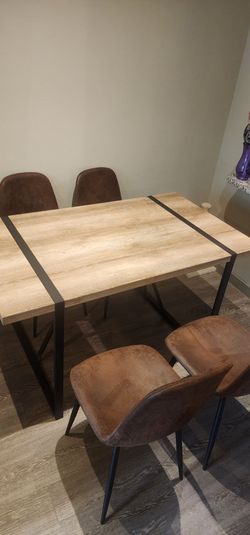 Dining set