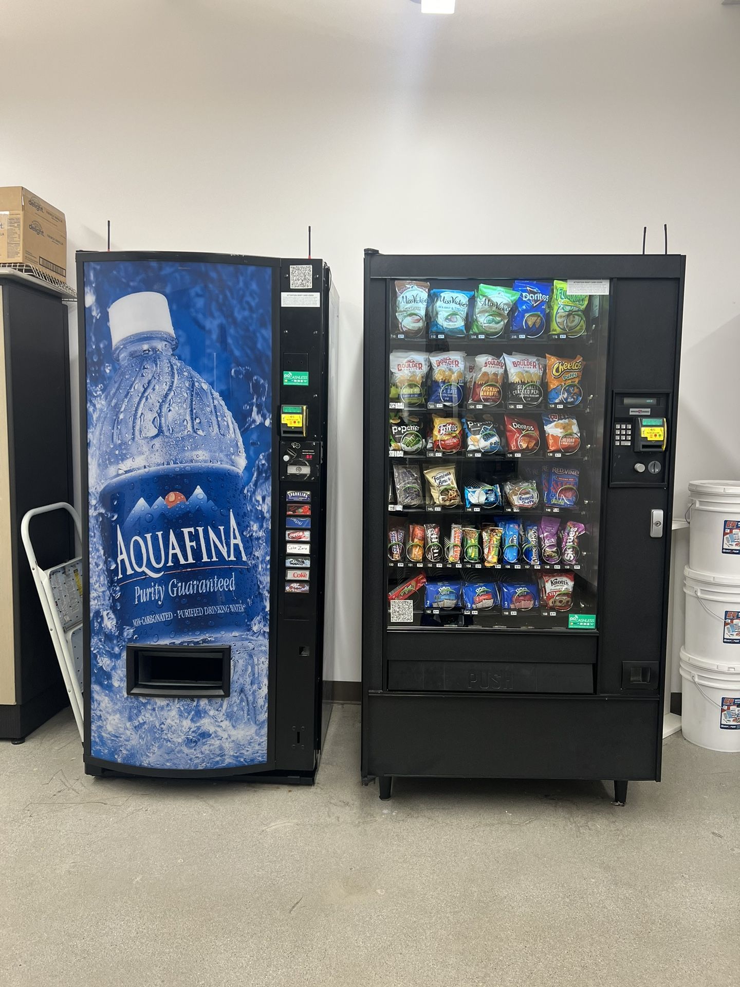 Vending Machine / Location