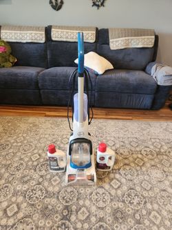 HOOVER CARPET CLEANER