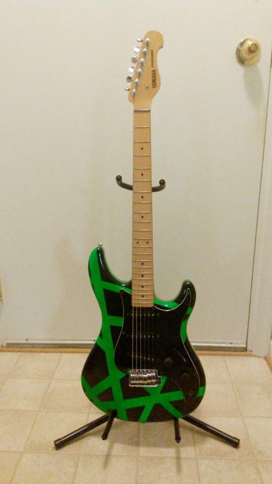 Electric Guitar Yamaha Custom Green/Black SE203M C