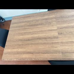 Table & Chairs