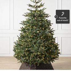 9ft Balsam Hill Nordmann fir Artificial Tree - Prelit.