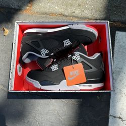 Jordan 4 Bred