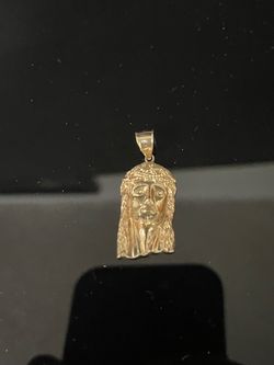 10k gold Jesus piece