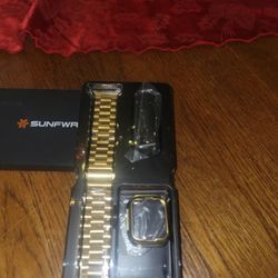 APPLE WATCH BAND ..NEW Open Box