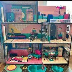 lol Doll House