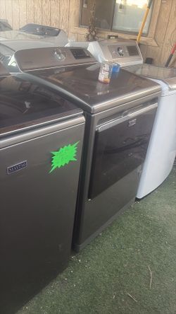 Nice whirlpool set washer and gas Driyer 3 months warranty