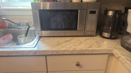 XL General Electric microvave