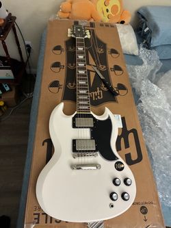 Epiphone 1961 Les Paul SG Standard Electric Guitar Aged Classic White