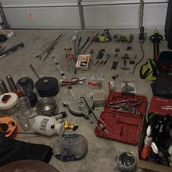 Moving out sale