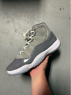 Jordan 11 Cool Grey (2021) SIZE 10 GENTLY USED