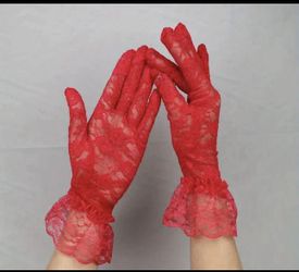 Lace Gloves
