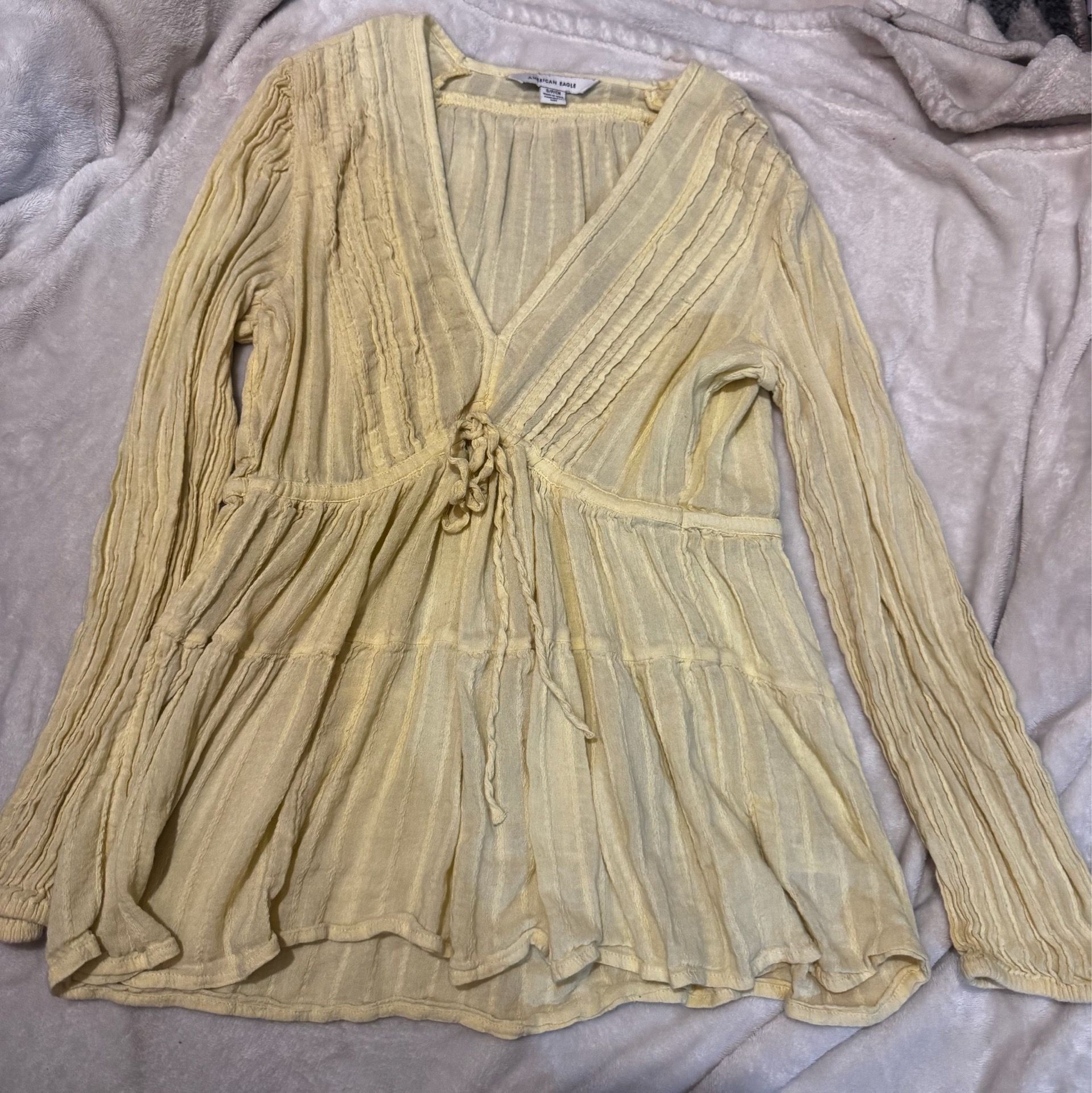 American Eagle Yellow Tie Front V-Neck Blouse Small