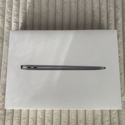 Apple Macbook 13.3" 