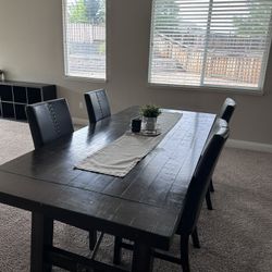 Dining room table Set