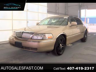 2004 Lincoln Town Car