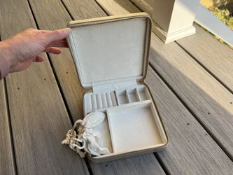 New Pottery Barn Jewelry Organizer