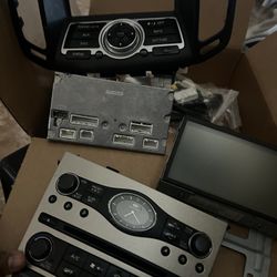 2008 Infiniti G35 Climate Control Stereo And Screen ORIGINAL OEM 
