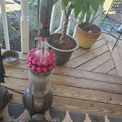 Dyson Vacuun Like New