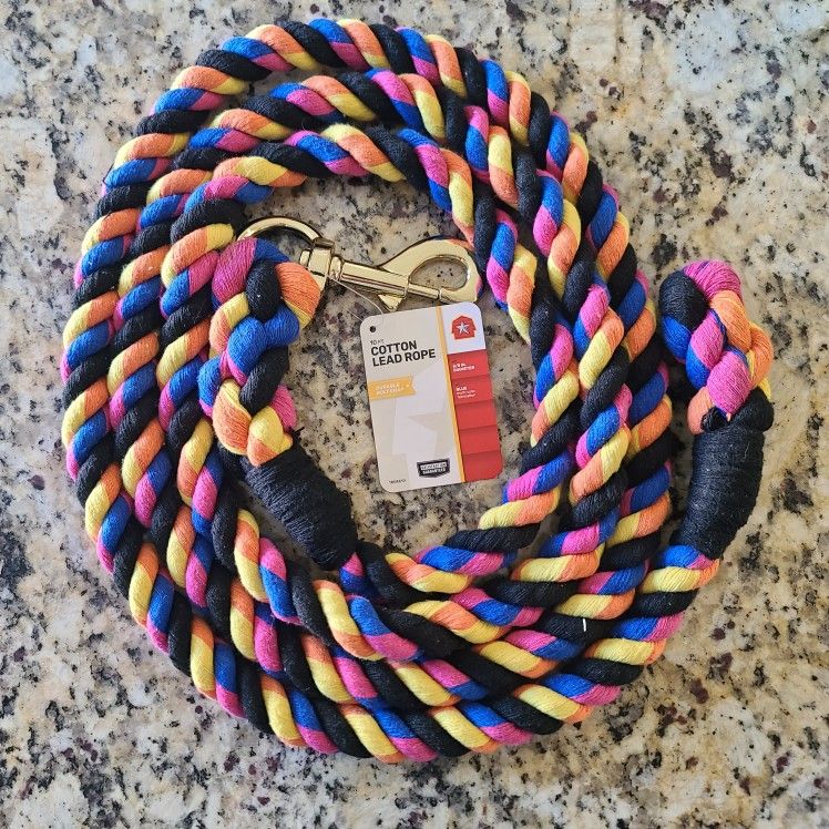 10 ft cotton lead rope, new with tags 5/8" diameter