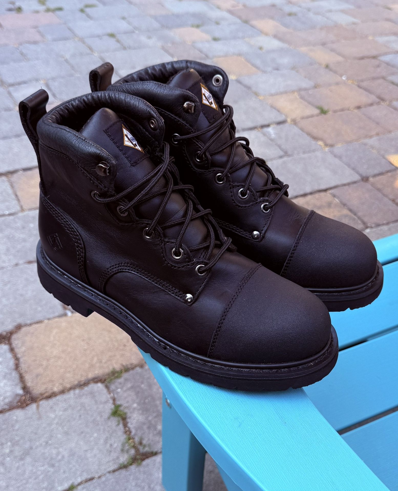 Men's Lehigh Safety Shoes Boot Steel Toe Work Boot 8.5 3E Oil Resistant (Black)