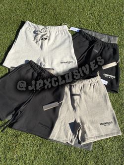 Essentials Shorts