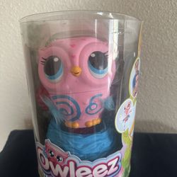 Owleez toy