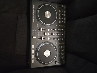 Numark mixer