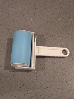 Blue Reusable Sticky Lint Roller/Pet Hair Remover