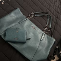 Coach Teal Leather Tote + Matching Wallet – Chain Strap Set – Excellent Condition