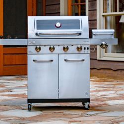 Char-broil 4-burner + Griddle Combo Like New