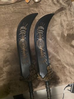 Decorative Dual Blade Sword Set